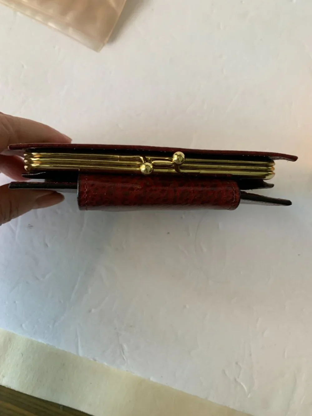 BUXTON CONTINENTAL CLUTCH 30 RED LEATHER WALLET NEW IN BOX VINTAGE NEW OLD STOCK